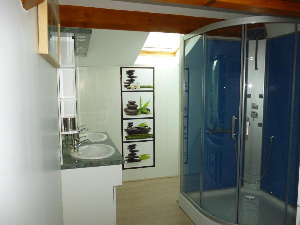 Gite Chez Antonin Villeneuve-Lecussan Exterior foto